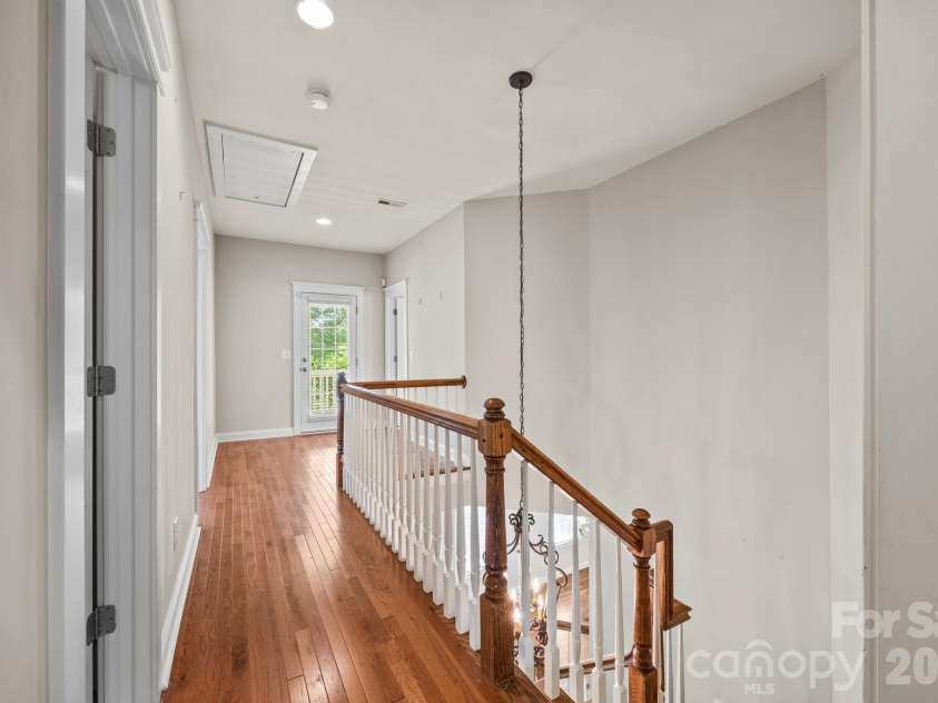 15632 Waterfront Drive, Huntersville, NC 28078.  MLS# CAR4364800, YatesRealty ID 10793. 