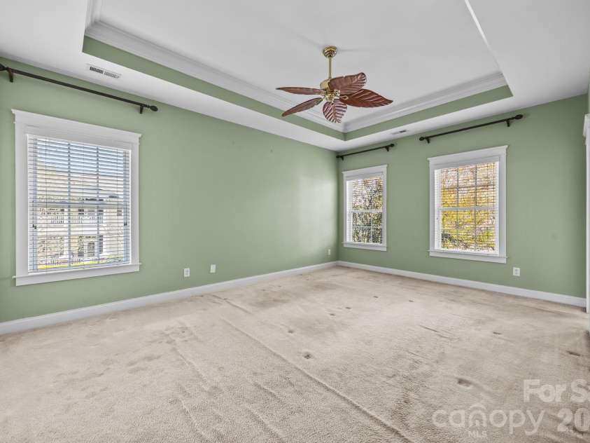 15632 Waterfront Drive, Huntersville, NC 28078.  MLS# CAR4364800, YatesRealty ID 10793. 