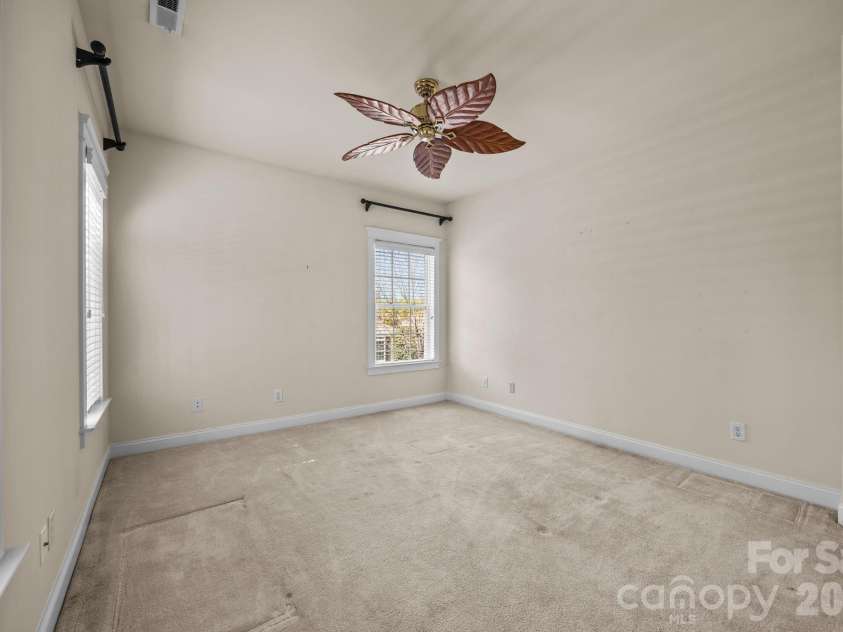 15632 Waterfront Drive, Huntersville, NC 28078.  MLS# CAR4364800, YatesRealty ID 10793. 