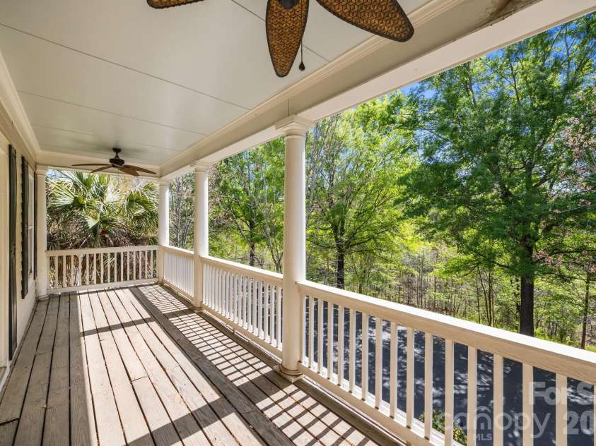 15632 Waterfront Drive, Huntersville, NC 28078.  MLS# CAR4364800, YatesRealty ID 10793. 