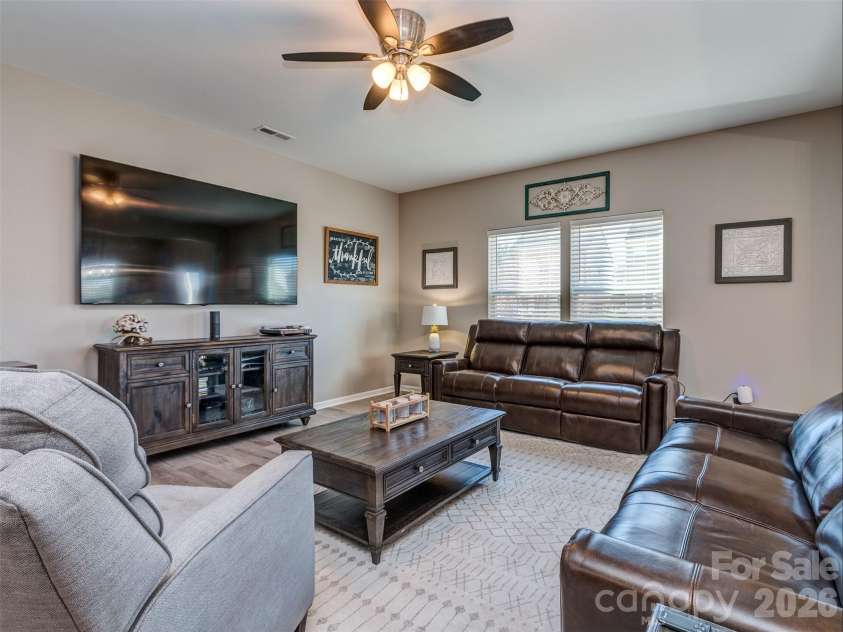 975 Bunker Trace, Rock Hill, SC 29730.  MLS# CAR4358425, YatesRealty ID 10794. 