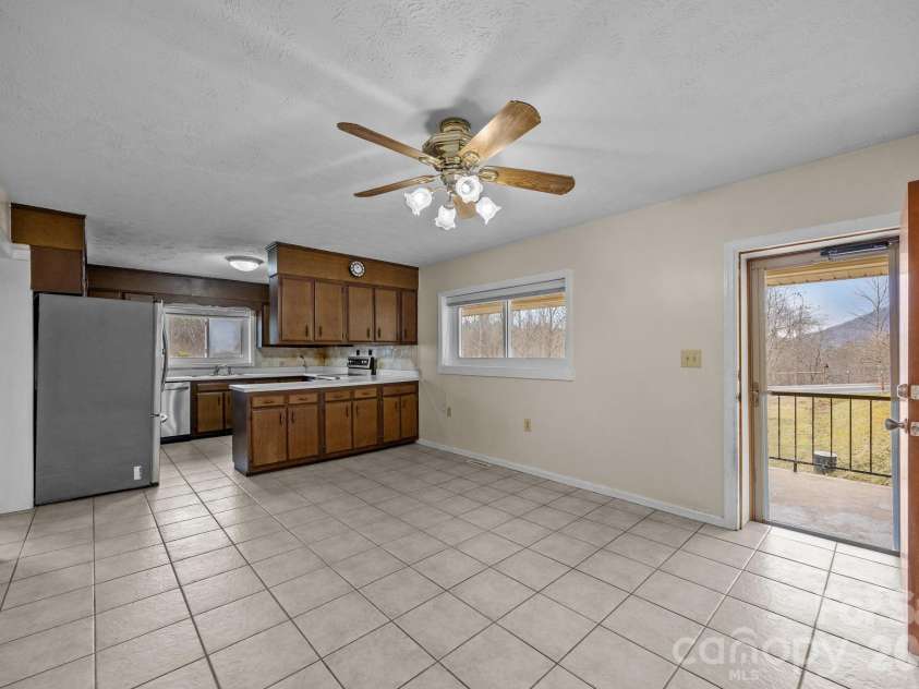 82 Greasy Cove Road, Leicester, NC 28748.  MLS# CAR4330062, YatesRealty ID 10795. 