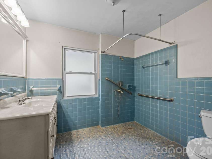 82 Greasy Cove Road, Leicester, NC 28748.  MLS# CAR4330062, YatesRealty ID 10795. 