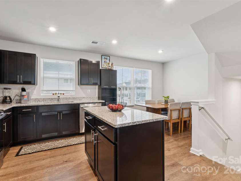 4113 Prusik Lane, Charlotte, NC 28269.  MLS# CAR4334356, YatesRealty ID 10796. 