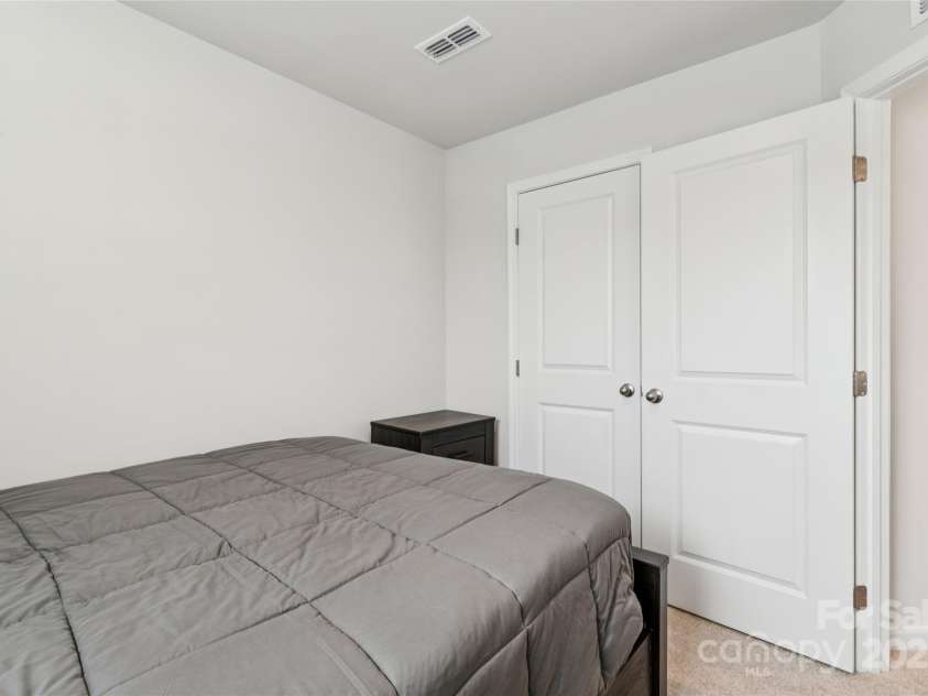 4113 Prusik Lane, Charlotte, NC 28269.  MLS# CAR4334356, YatesRealty ID 10796. 