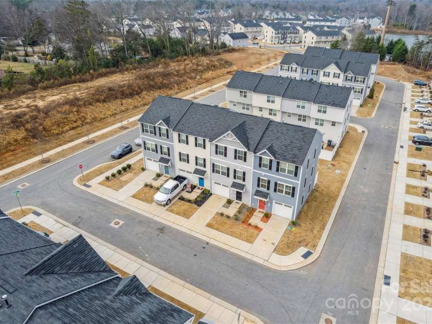 4113 Prusik Lane, Charlotte, NC 28269.  MLS# CAR4334356, YatesRealty ID 10796. 