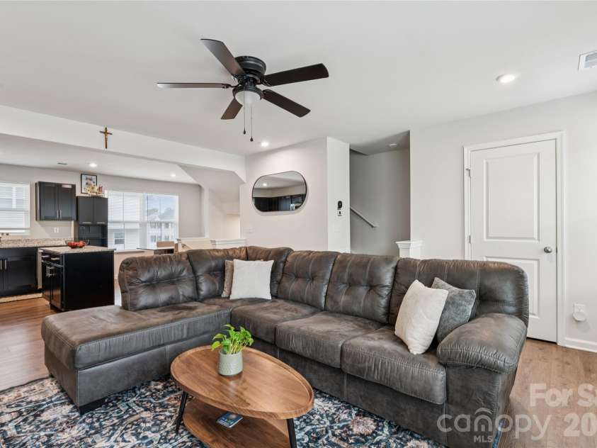 4113 Prusik Lane, Charlotte, NC 28269.  MLS# CAR4334356, YatesRealty ID 10796. 