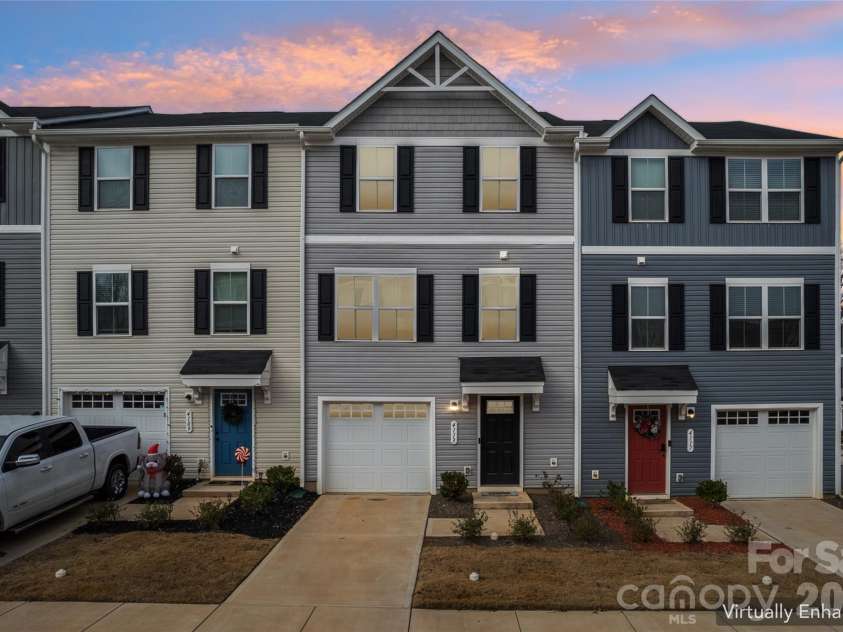 4113 Prusik Lane, Charlotte, NC 28269.  MLS# CAR4334356, YatesRealty ID 10796. 