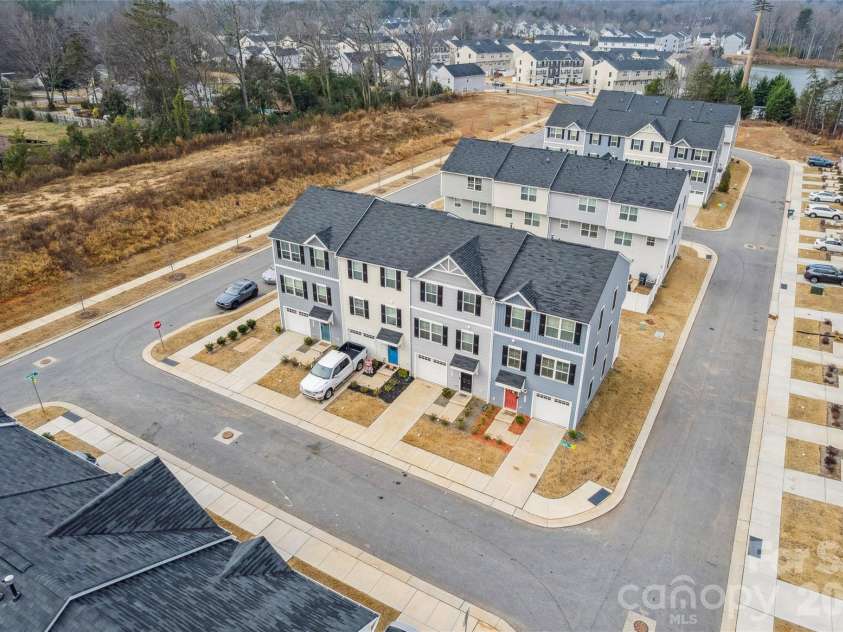 4113 Prusik Lane, Charlotte, NC 28269.  MLS# CAR4334356, YatesRealty ID 10796. 