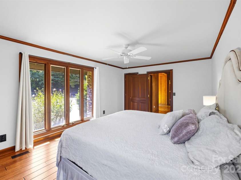 1515 Heatherloch Drive, Gastonia, NC 28054.  MLS# CAR4307044, YatesRealty ID 108. 