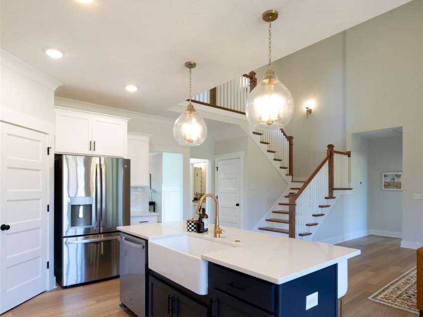 3046 Meadowcrest Drive, Clover, SC 29710.  MLS# CAR4327029, YatesRealty ID 1080. Kitchen