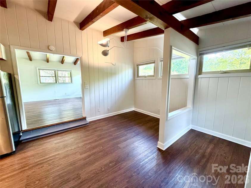 1511 Briarfield Drive, Charlotte, NC 28205.  MLS# CAR4367587, YatesRealty ID 10802. 