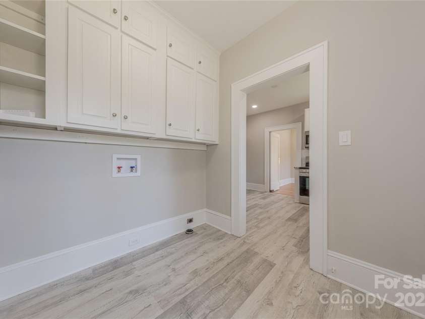 410 Arch Street, Lancaster, SC 29720.  MLS# CAR4233657, YatesRealty ID 10803. 