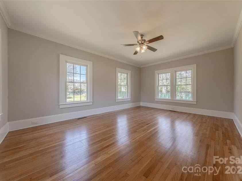 410 Arch Street, Lancaster, SC 29720.  MLS# CAR4233657, YatesRealty ID 10803. 