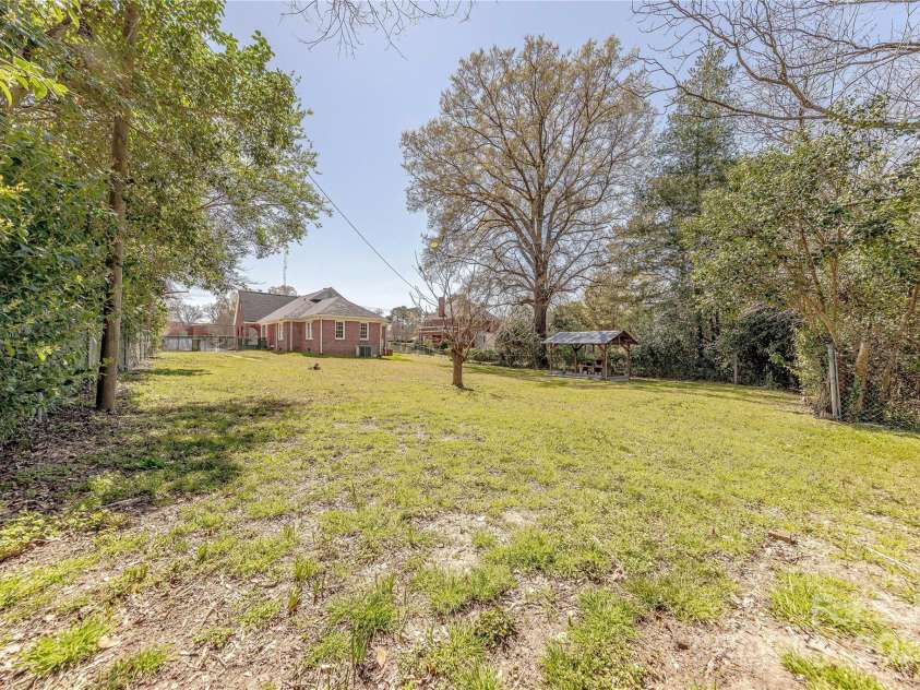 410 Arch Street, Lancaster, SC 29720.  MLS# CAR4233657, YatesRealty ID 10803. 