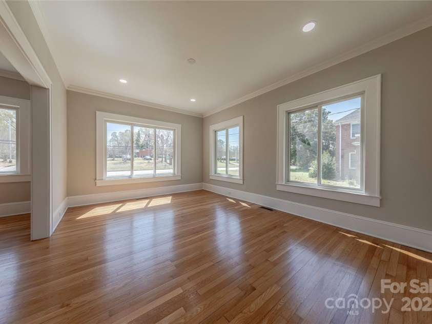 410 Arch Street, Lancaster, SC 29720.  MLS# CAR4233657, YatesRealty ID 10803. Dining Room with tons of natural light