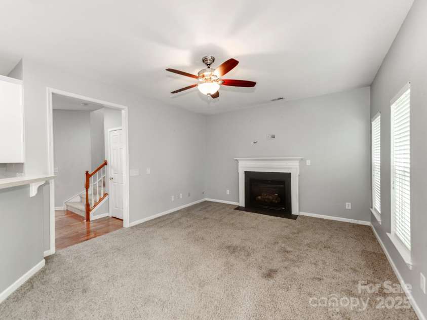 431 Harvest Terrace, Lake Wylie, SC 29710.  MLS# CAR4243638, YatesRealty ID 10806. 