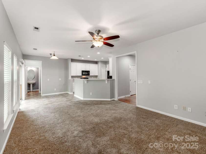 431 Harvest Terrace, Lake Wylie, SC 29710.  MLS# CAR4243638, YatesRealty ID 10806. 