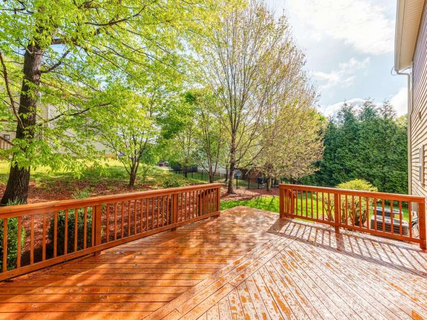 431 Harvest Terrace, Lake Wylie, SC 29710.  MLS# CAR4243638, YatesRealty ID 10806. 