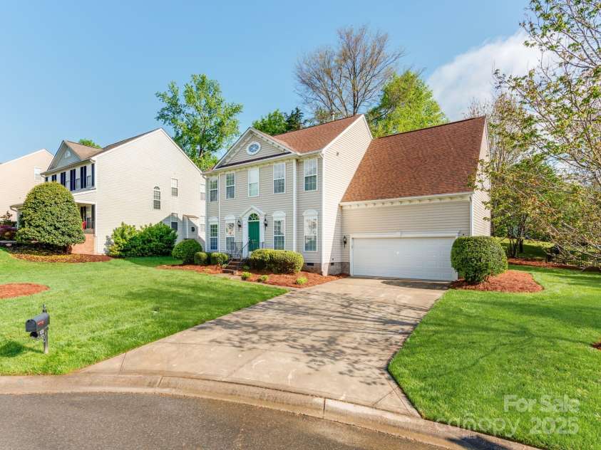 431 Harvest Terrace, Lake Wylie, SC 29710.  MLS# CAR4243638, YatesRealty ID 10806. 