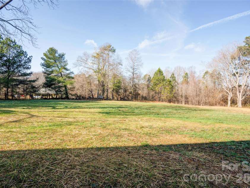 2822 Bettis Road, Grover, NC 28073.  MLS# CAR4333604, YatesRealty ID 10809. Backyard