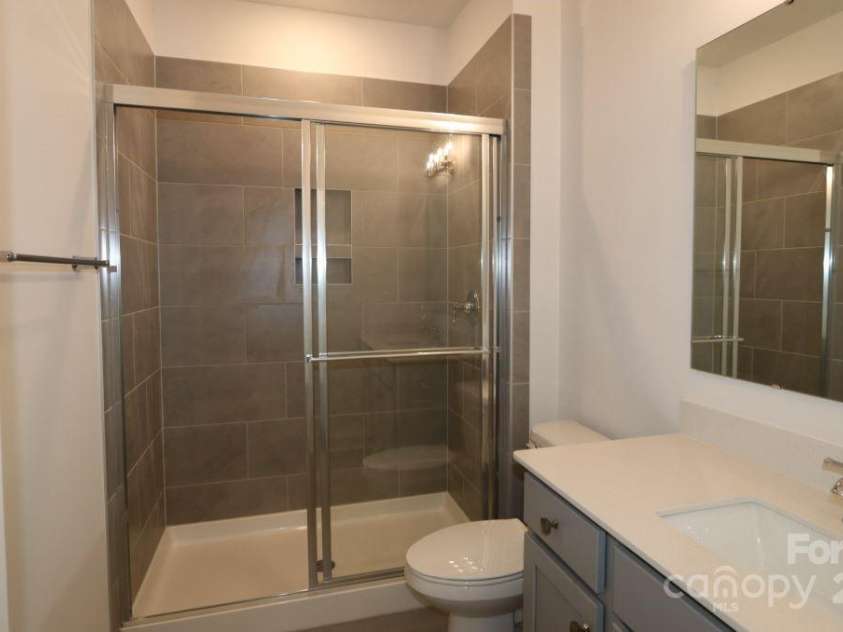 1136 Yellow Springs Drive, Huntersville, NC 28078.  MLS# CAR4211044, YatesRealty ID 10812. Guest bathroom