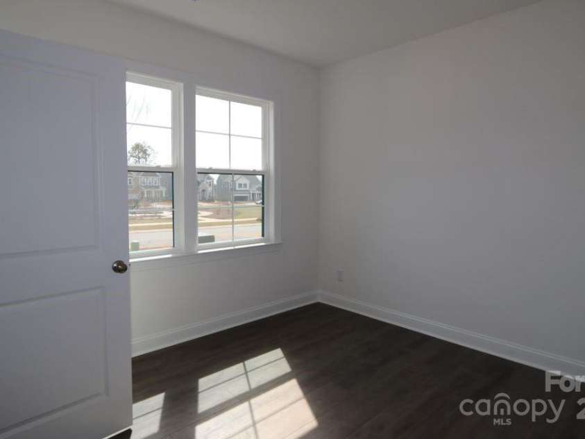 1136 Yellow Springs Drive, Huntersville, NC 28078.  MLS# CAR4211044, YatesRealty ID 10812. Main level guest suite