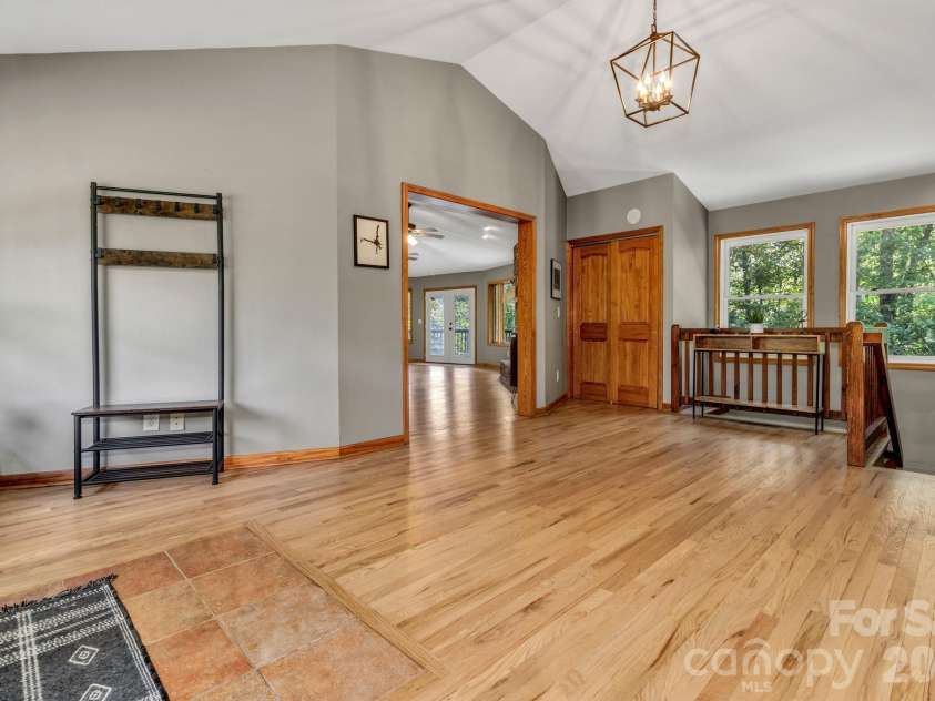 939 Morgan Hill Road, Black Mountain, NC 28711.  MLS# CAR4297863, YatesRealty ID 10812. 