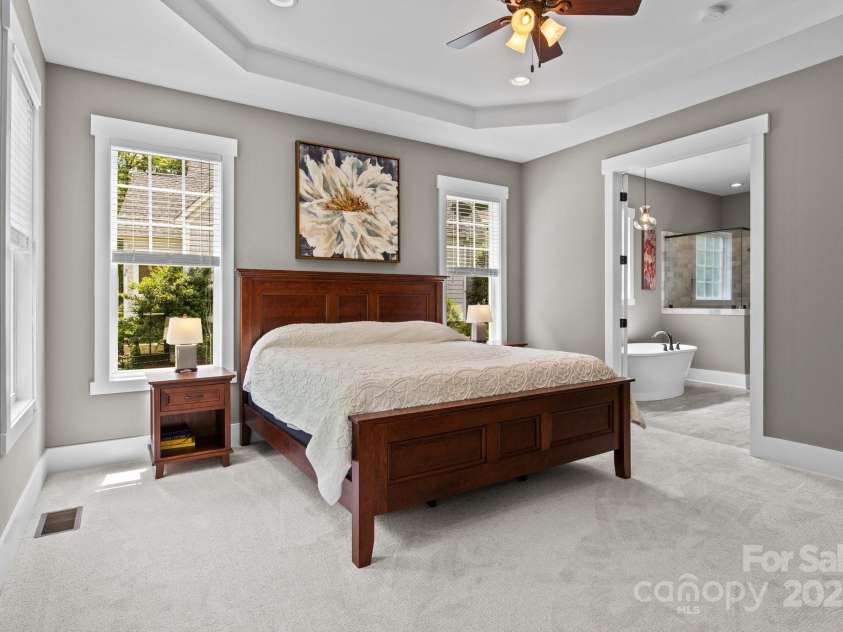 6743 Fox Ridge Circle, Davidson, NC 28036.  MLS# CAR4244041, YatesRealty ID 10816. 