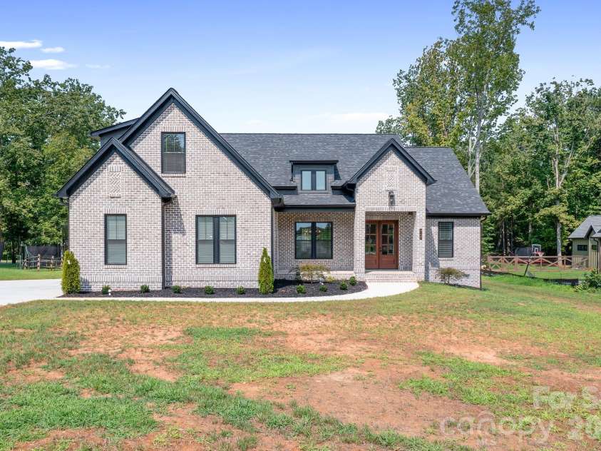 4137 Blair Road, Maiden, NC 28650.  MLS# CAR4414840, YatesRealty ID 10817. 