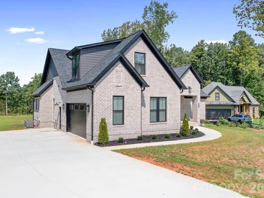 4137 Blair Road, Maiden, NC 28650.  MLS# CAR4414840, YatesRealty ID 10817. 