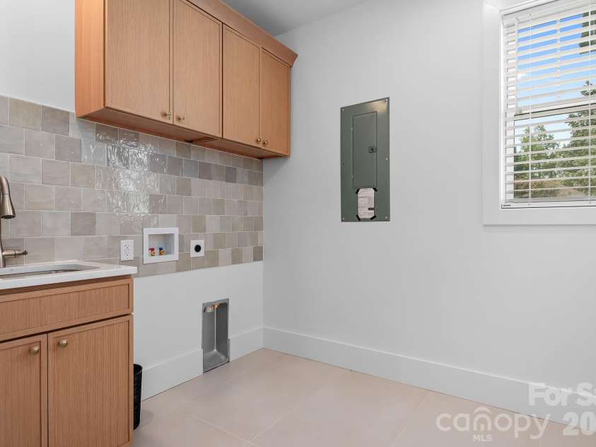 4137 Blair Road, Maiden, NC 28650.  MLS# CAR4414840, YatesRealty ID 10817. 