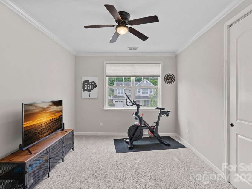 10423 Drake Hill Drive, Huntersville, NC 28078.  MLS# CAR4245339, YatesRealty ID 10819. 