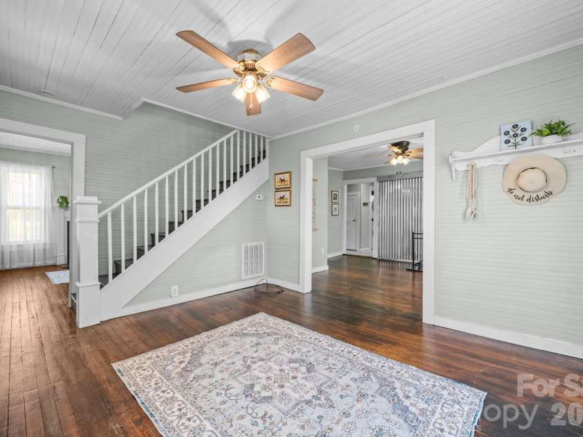 291 Mccrary Place, Lenoir, NC 28645.  MLS# CAR4359008, YatesRealty ID 10819. 
