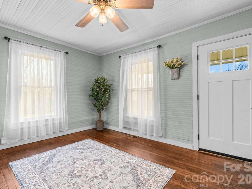291 Mccrary Place, Lenoir, NC 28645.  MLS# CAR4359008, YatesRealty ID 10819. 