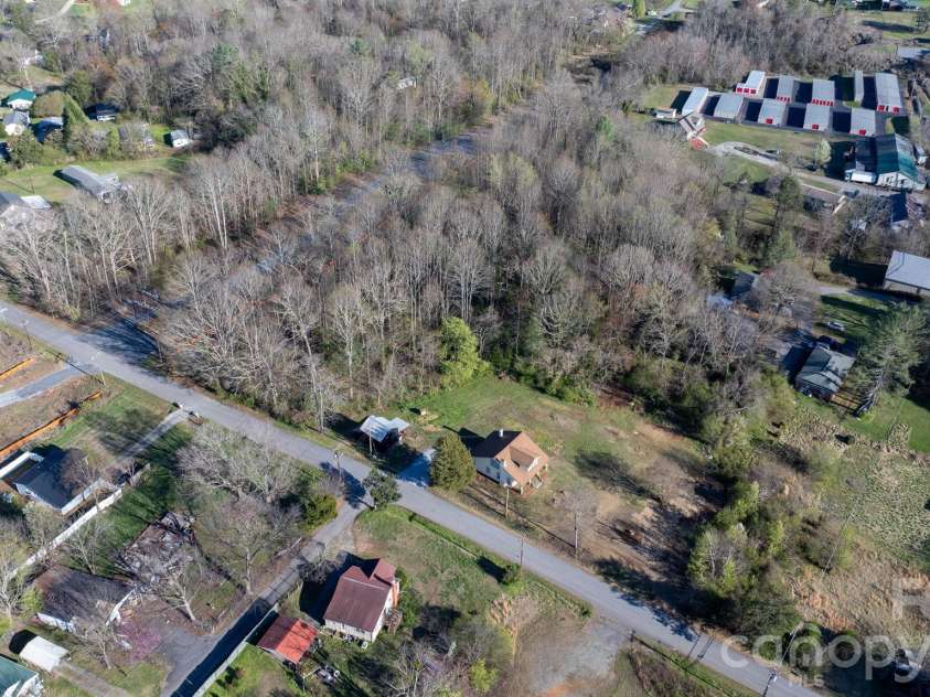 291 Mccrary Place, Lenoir, NC 28645.  MLS# CAR4359008, YatesRealty ID 10819. 