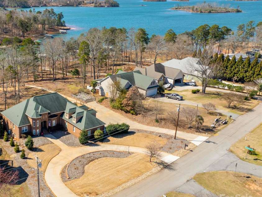 1201 Sunset Lane, Anderson, SC 29626.  MLS# CAR4224408, YatesRealty ID 1082. 