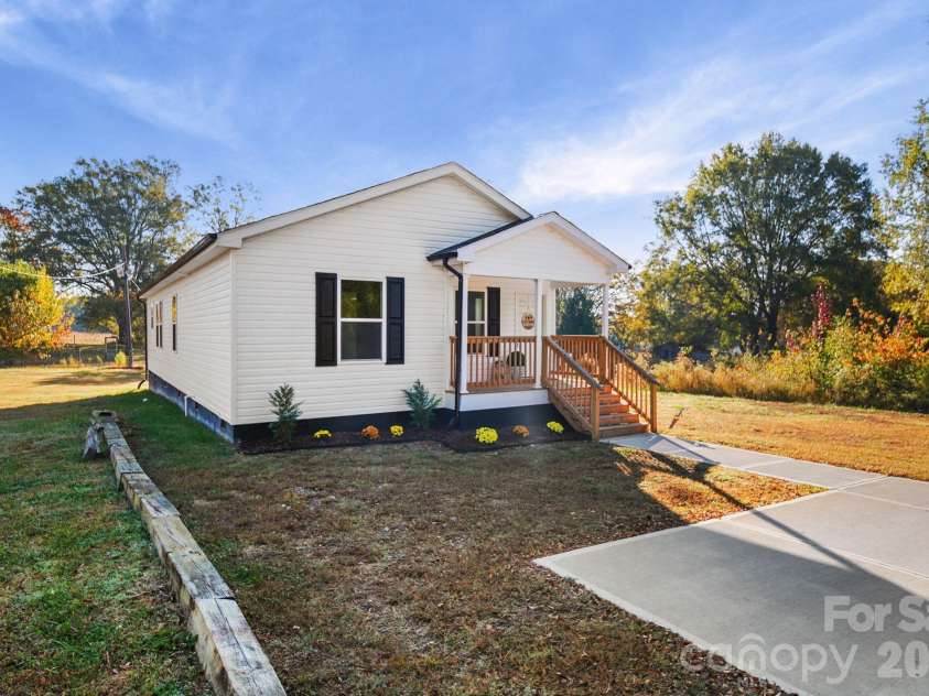 159 Hallman Street, Cherryville, NC 28021.  MLS# CAR4360068, YatesRealty ID 10822. 