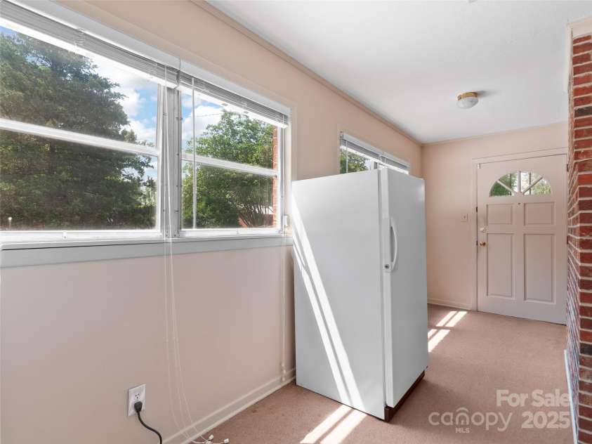 167 Panorama Drive, Franklin, NC 28734.  MLS# CAR4267910, YatesRealty ID 10823. 