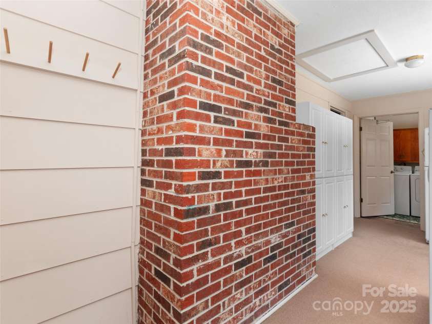 167 Panorama Drive, Franklin, NC 28734.  MLS# CAR4267910, YatesRealty ID 10823. 