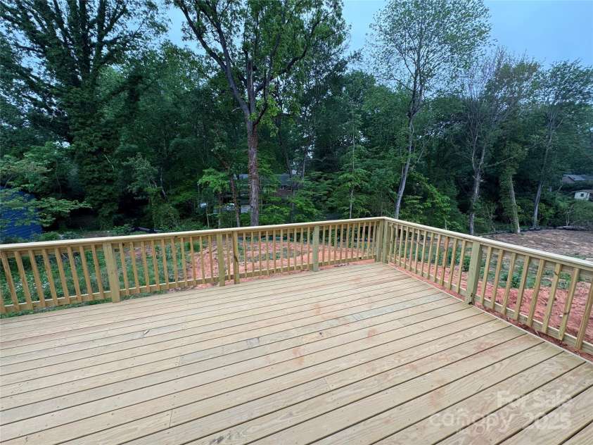 426 Richards Lane, Mooresville, NC 28115.  MLS# CAR4214198, YatesRealty ID 10825. 