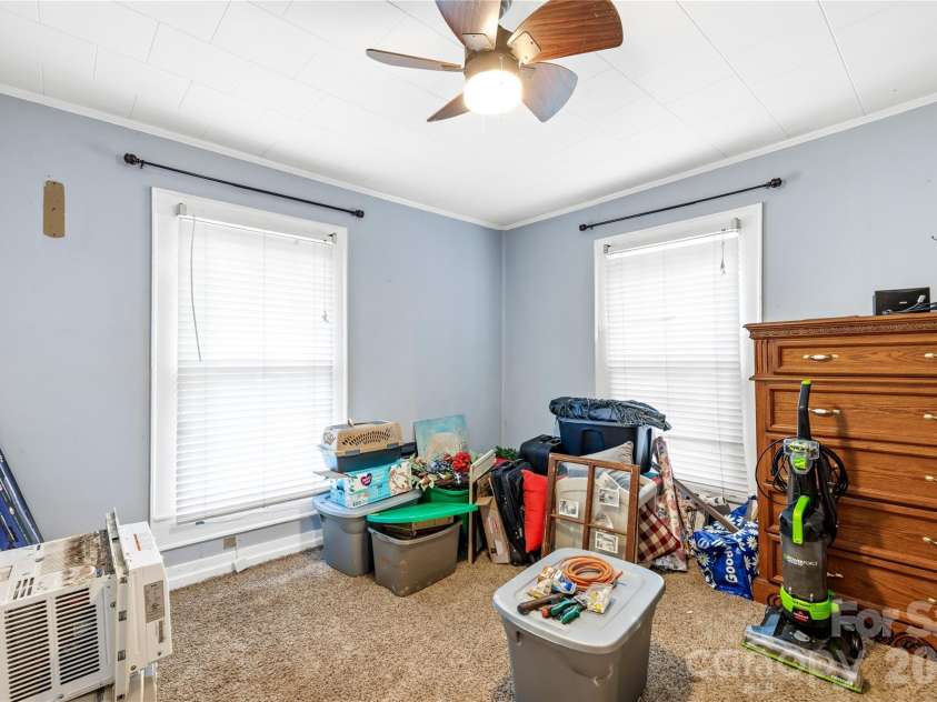 8035 Pleasant Grove Road, Charlotte, NC 28216.  MLS# CAR4368062, YatesRealty ID 10826. 