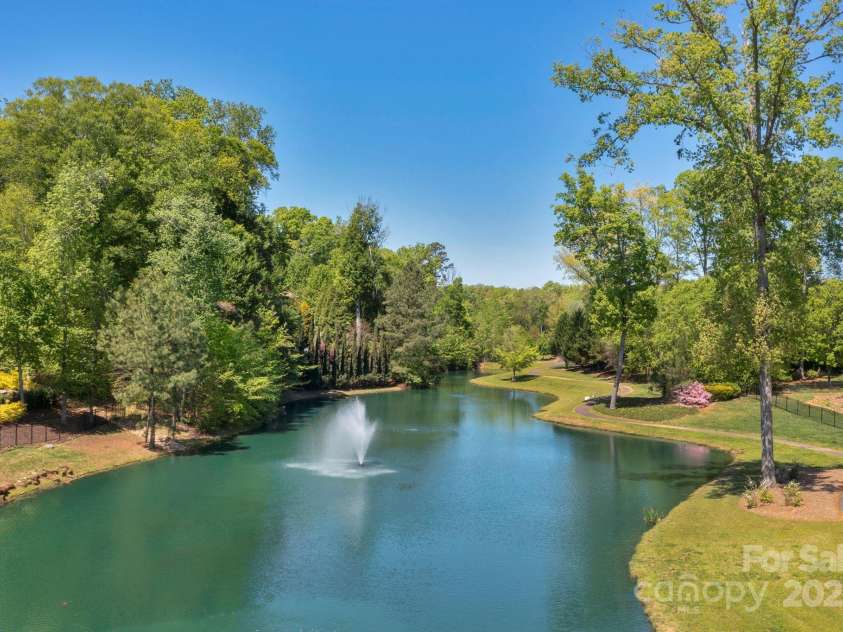 8100 Skye Knoll Drive, Waxhaw, NC 28173.  MLS# CAR4244698, YatesRealty ID 10827. 