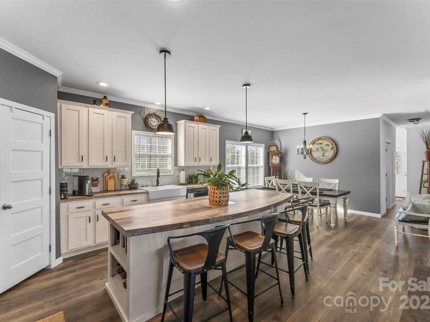 134 Sherman Drive, Old Fort, NC 28762.  MLS# CAR4225950, YatesRealty ID 1083. 