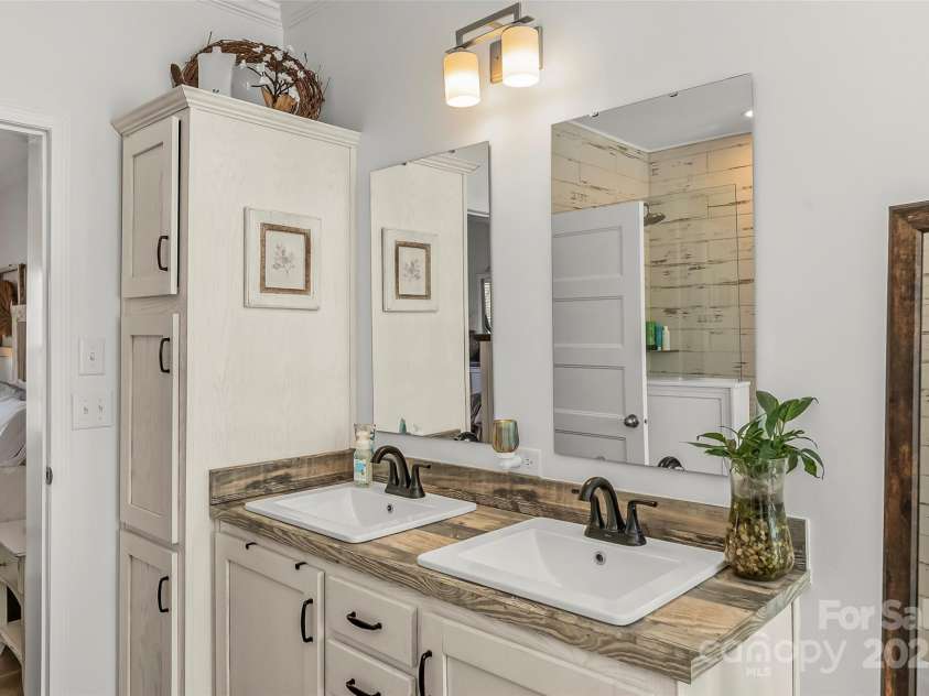 134 Sherman Drive, Old Fort, NC 28762.  MLS# CAR4225950, YatesRealty ID 1083. 