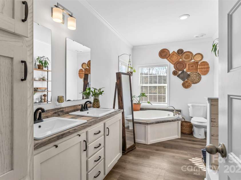 134 Sherman Drive, Old Fort, NC 28762.  MLS# CAR4225950, YatesRealty ID 1083. 