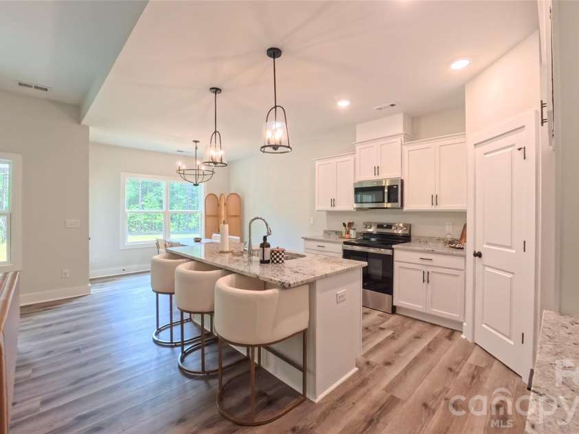 3065 Meadowcrest Drive, Clover, SC 29710.  MLS# CAR4293499, YatesRealty ID 1083. 