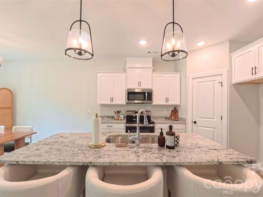 3065 Meadowcrest Drive, Clover, SC 29710.  MLS# CAR4293499, YatesRealty ID 1083. 
