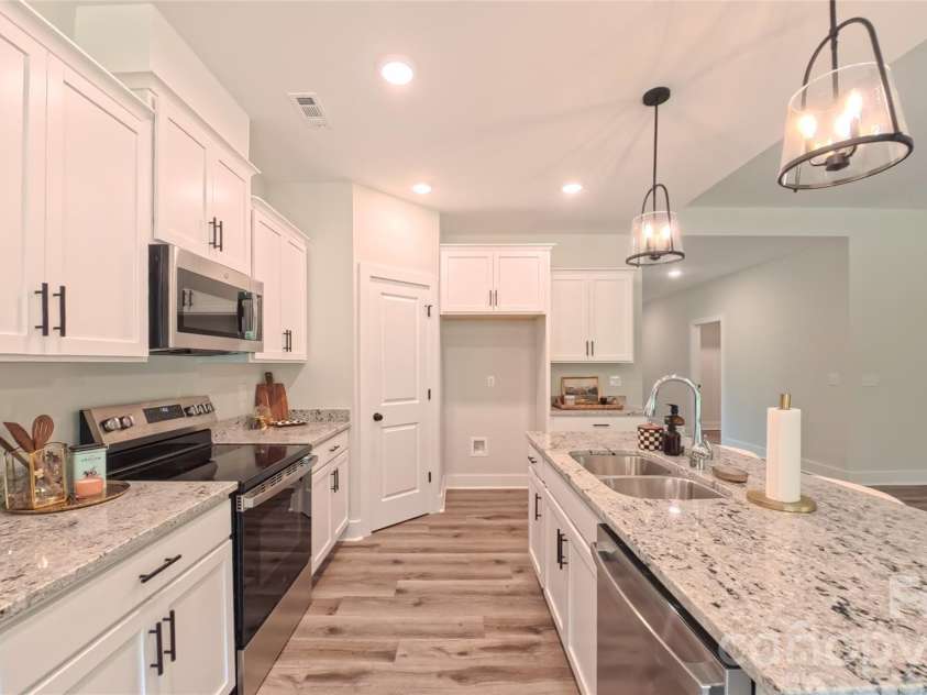 3065 Meadowcrest Drive, Clover, SC 29710.  MLS# CAR4293499, YatesRealty ID 1083. 