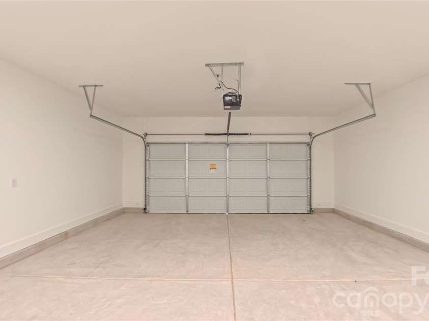 3065 Meadowcrest Drive, Clover, SC 29710.  MLS# CAR4293499, YatesRealty ID 1083. 
